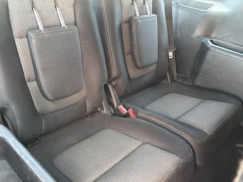 Used 2018 Ford Explorer XLT w/ Equipment Group 201A AWD/4WD image 13