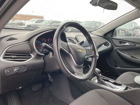 Used 2022 Chevrolet Malibu RS image 10
