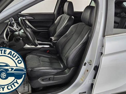 Used 2023 Mitsubishi Eclipse Cross SE image 25