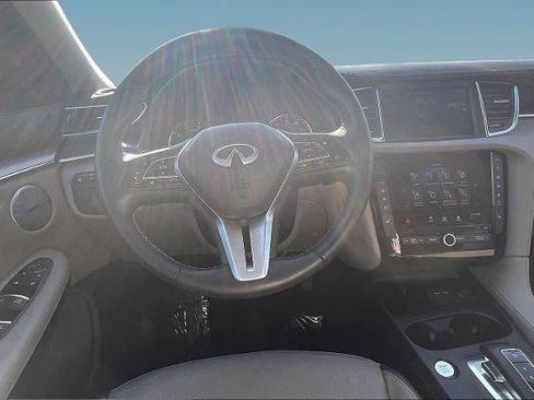Certified 2024 INFINITI QX50 Luxe AWD/4WD image 8