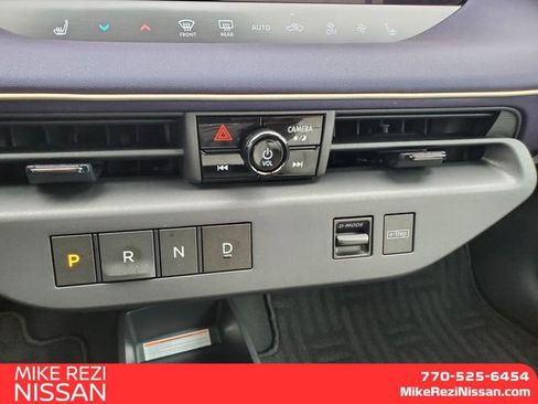 New 2026 Nissan Leaf Platinum+ w/ Cargo Package (Platinum+) image 17