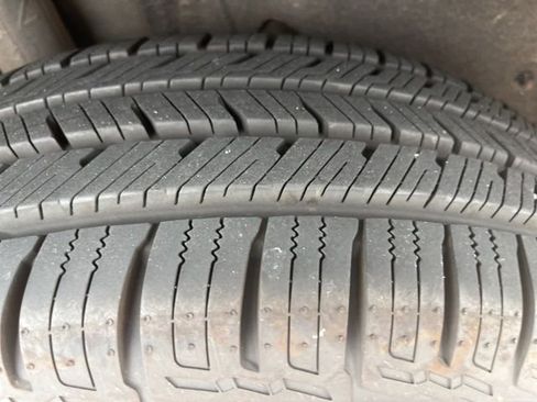 Used 2024 Toyota RAV4 XLE w/ Convenience Package image 7