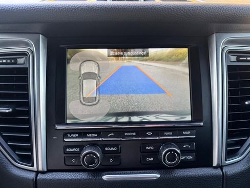 Used 2016 Porsche Macan S image 46