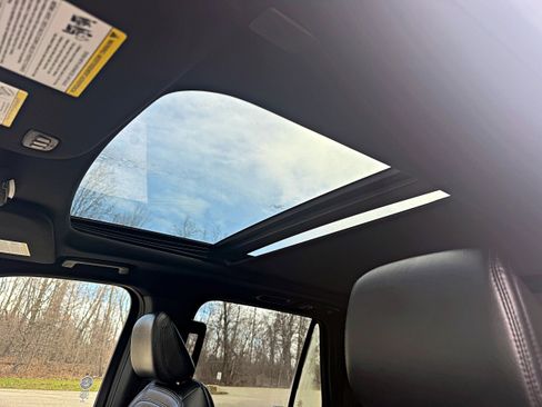 Used 2021 Ford Expedition Max Limited image 19