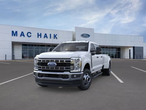 New 2026 Ford F350 XLT AWD/4WD image 2