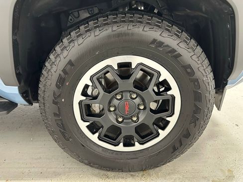 Used 2025 Toyota 4Runner TRD Off-Road AWD/4WD image 62