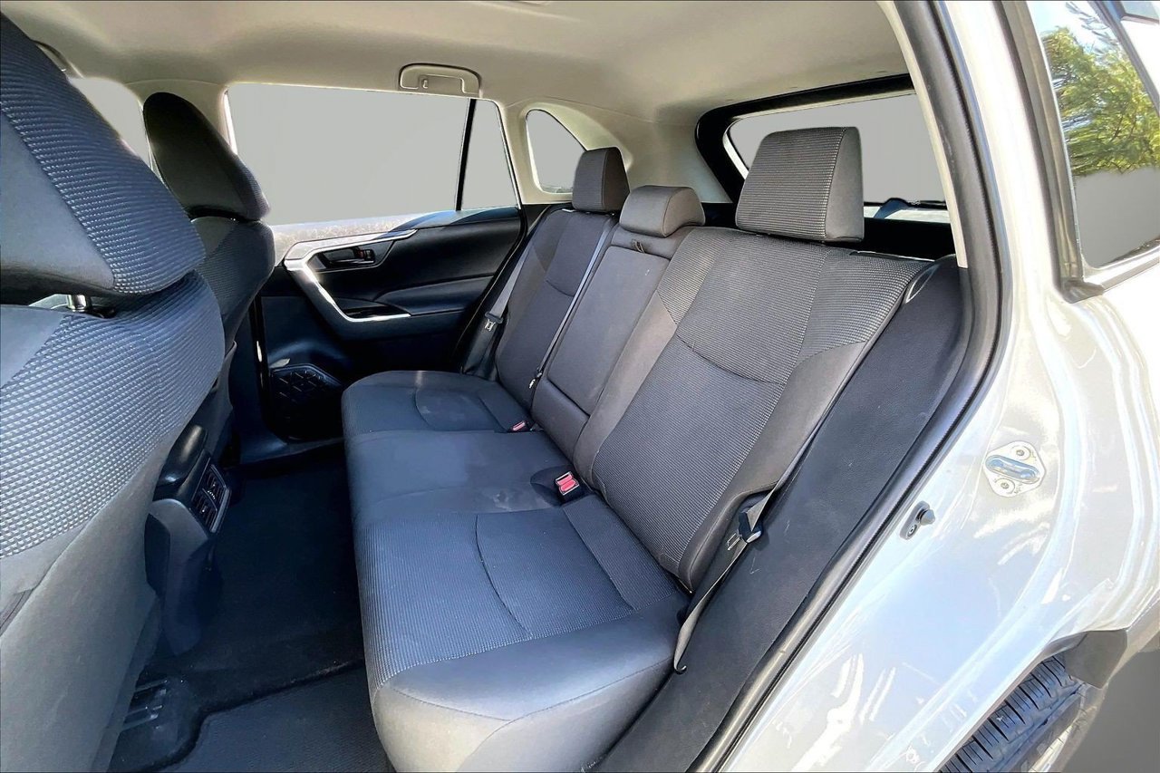 Used 2025 Toyota RAV4 LE FWD image 21