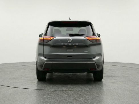 Used 2025 Nissan Rogue SV FWD image 7
