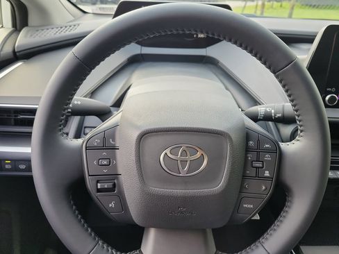 New 2026 Toyota Prius LE FWD image 8