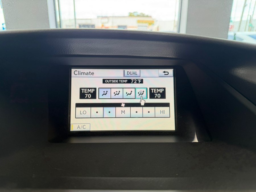 Used 2011 Lexus RX 350 AWD w/ Premium Pkg image 70