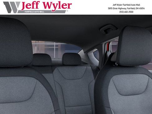 New 2025 Kia K4 LXS image 28