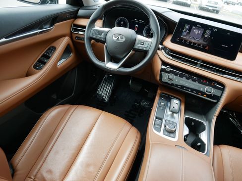 Certified 2023 INFINITI QX60 Sensory w/ Vision Package AWD/4WD image 9