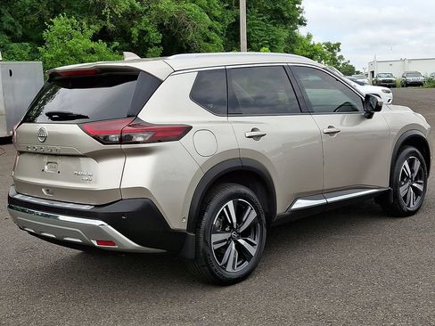 Certified 2023 Nissan Rogue Platinum w/ Platinum Premium Package AWD/4WD image 6