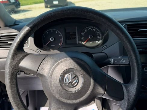 Used 2014 Volkswagen Jetta S FWD image 12