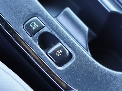 Certified 2023 Toyota Corolla SE w/ Carpet Mat Package (TMS) image 32