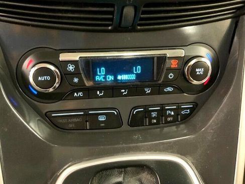 Used 2013 Ford C-MAX SEL image 18