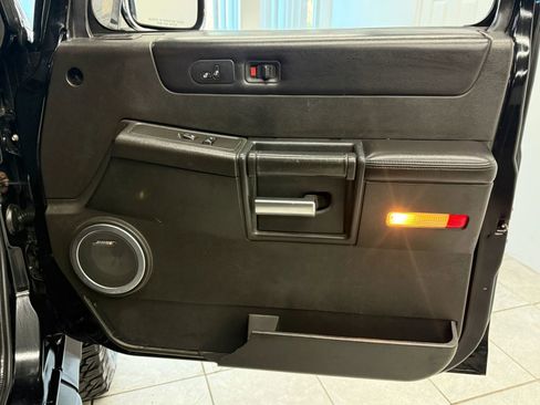 Used 2007 HUMMER H2 SUT Sport Utility Pickup 4D image 20