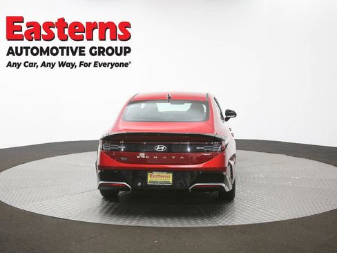 Used 2025 Hyundai Sonata SEL FWD image 37