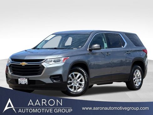 Used 2021 Chevrolet Traverse LS FWD image 1