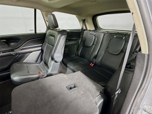 Used 2023 Lincoln Aviator Reserve AWD/4WD image 21