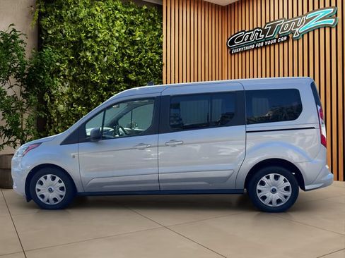 Used 2022 Ford Transit Connect XLT FWD image 3