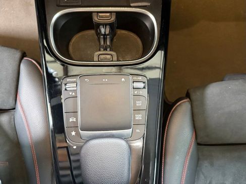 Used 2022 Mercedes-Benz CLA 250 image 19