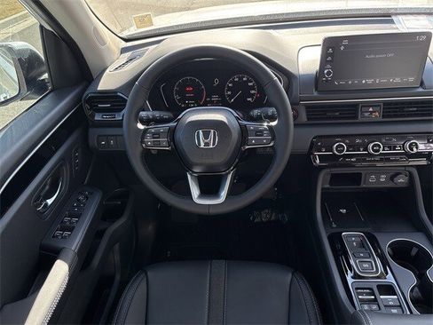 New 2025 Honda Pilot EX-L image 29