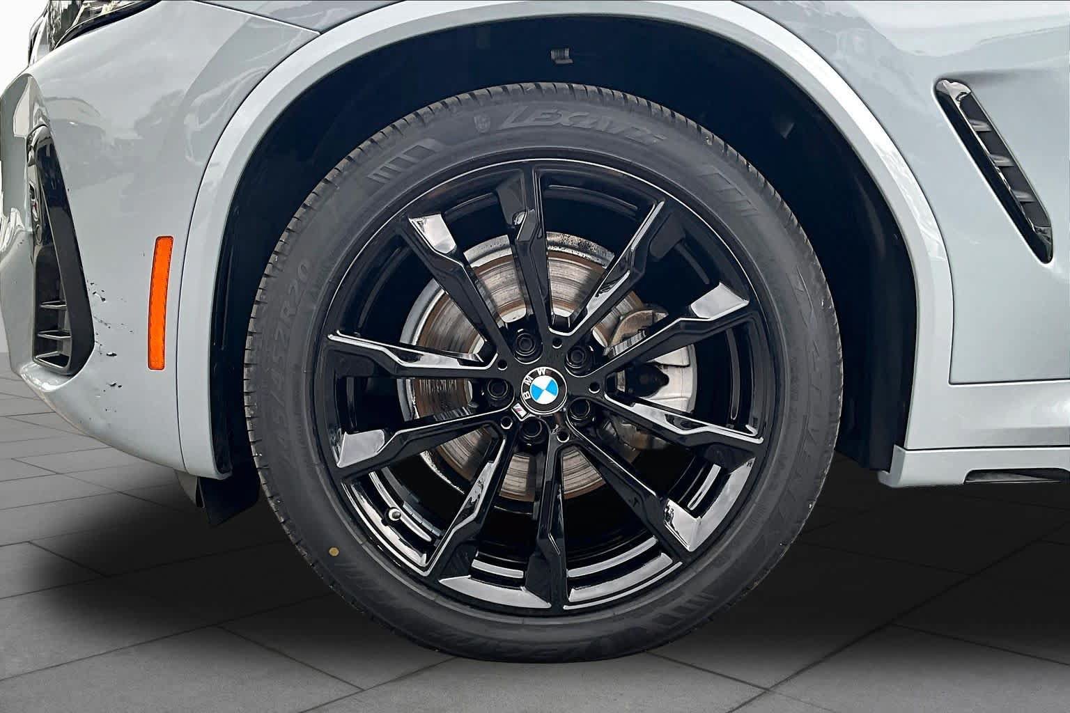 Used 2024 BMW X3 sDrive30i w/ M Sport Package RWD image 11