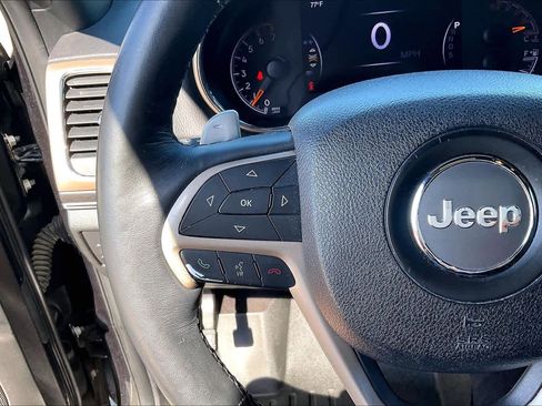 Used 2015 Jeep Grand Cherokee Limited image 23