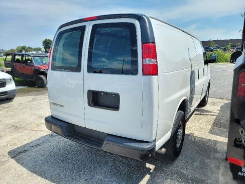 Used 2020 Chevrolet Express 2500 w/ Driver Convenience Package RWD image 5