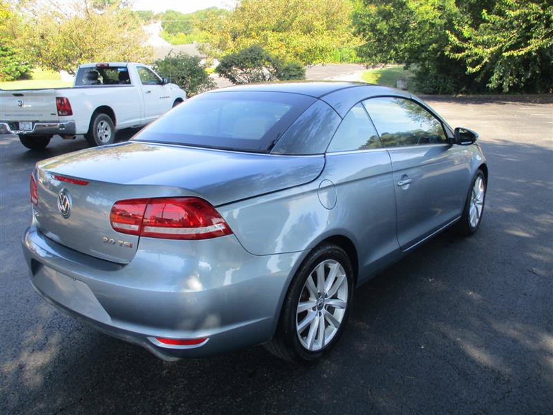 Used 2013 Volkswagen Eos Komfort FWD image 21