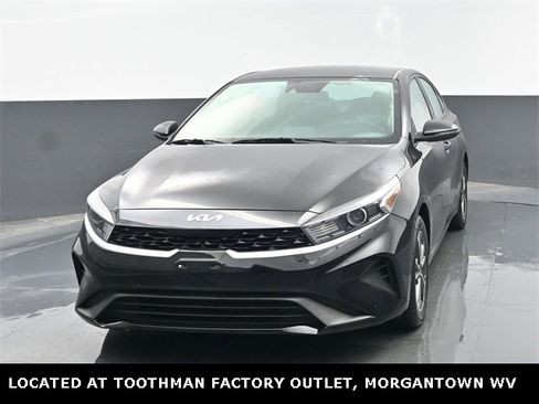 Used 2023 Kia Forte LXS w/ LXS Technology Package image 21