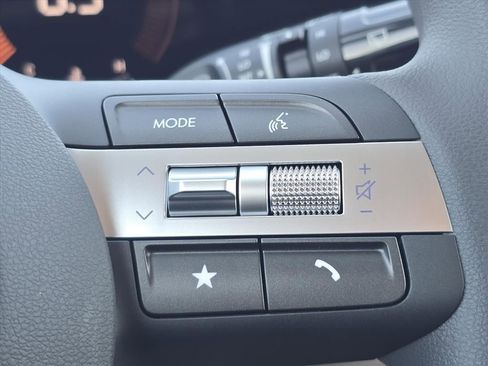 New 2026 Hyundai Kona SE image 18