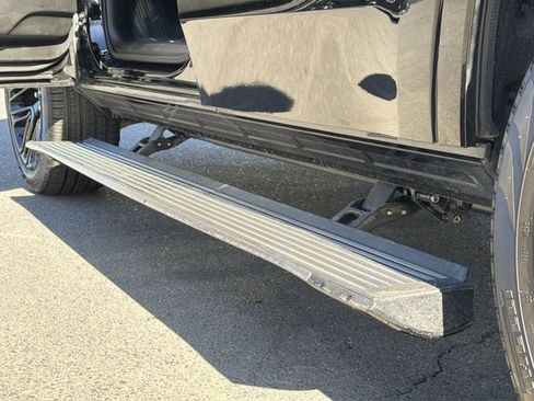 New 2026 Jeep Grand Wagoneer Limited image 17