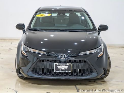 Used 2021 Toyota Corolla LE FWD image 5