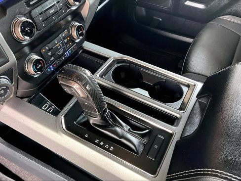 Used 2020 Ford F150 Raptor w/ Equipment Group 802A Luxury AWD/4WD image 16