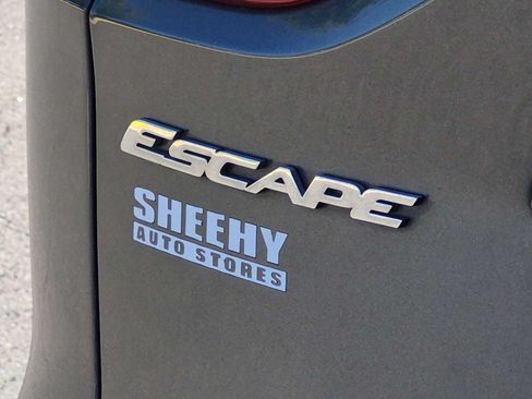 Used 2015 Ford Escape SE AWD/4WD image 13
