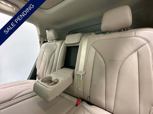 Used 2023 Lincoln Nautilus Reserve AWD/4WD image 19