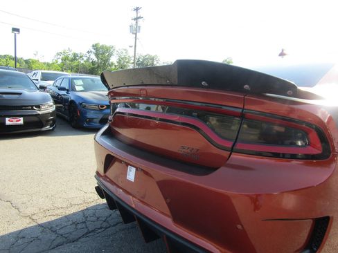 Used 2020 Dodge Charger Scat Pack w/ Plus Group RWD image 17