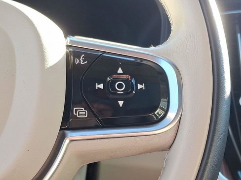 Used 2020 Volvo V60 T5 Cross Country w/ Protection Package image 24