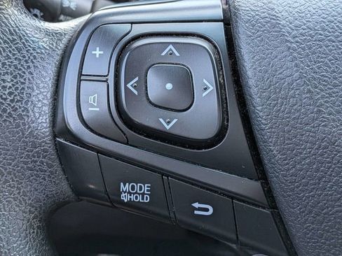 Used 2016 Toyota Camry LE FWD image 22