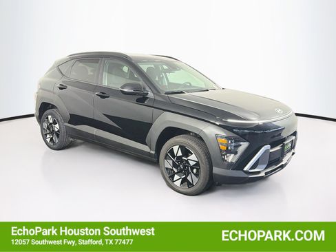Used 2025 Hyundai Kona SEL AWD/4WD image 1