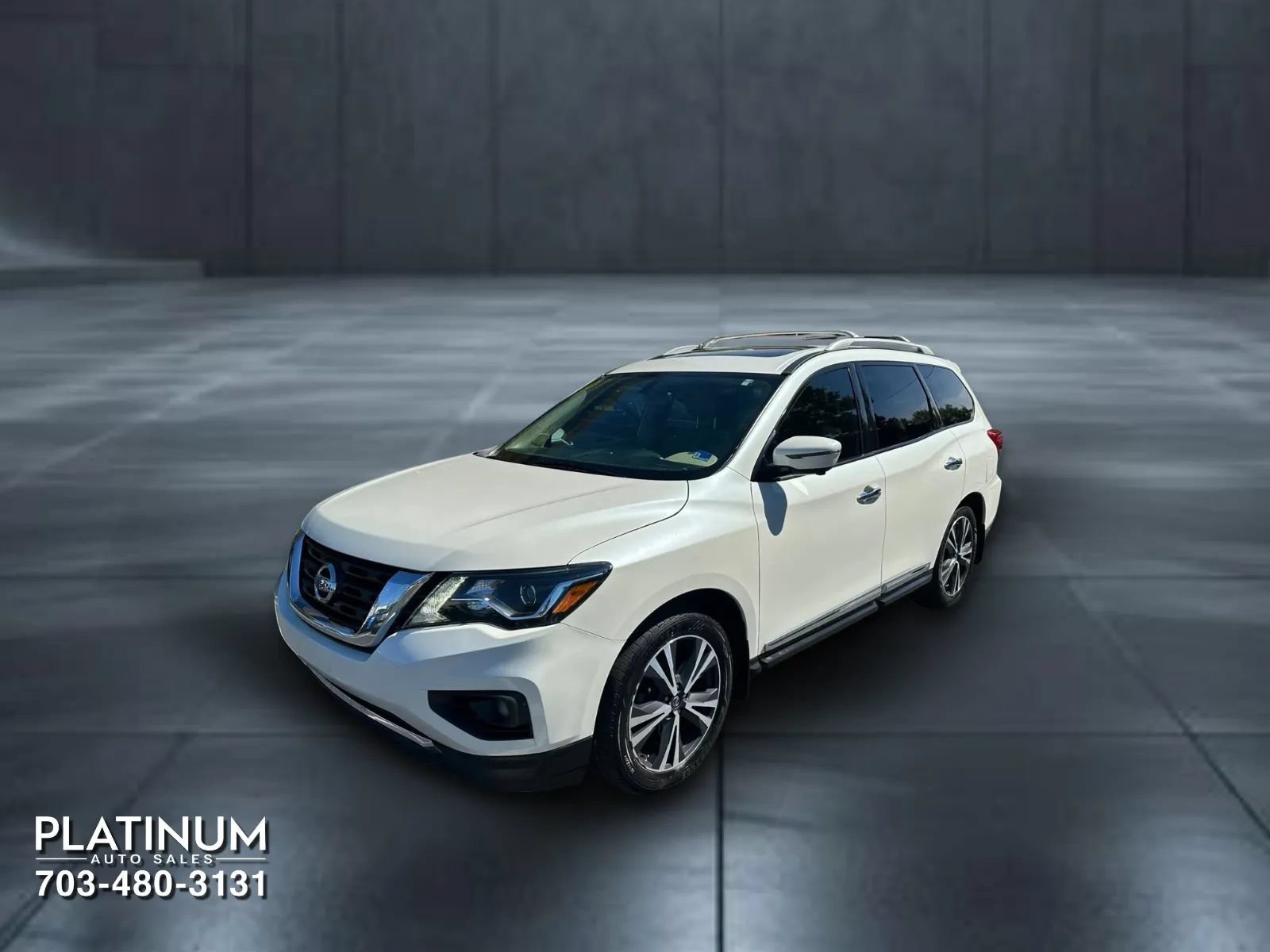 Used 2020 Nissan Pathfinder Platinum FWD image 6