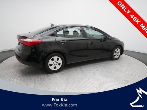 Used 2016 Kia Forte LX image 34