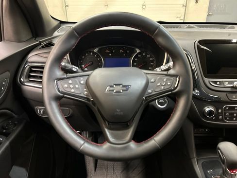 Used 2024 Chevrolet Equinox RS FWD image 17