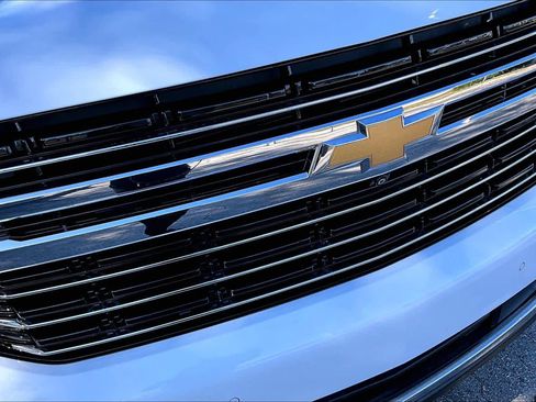 Used 2022 Chevrolet Tahoe LT w/ Luxury Package image 28