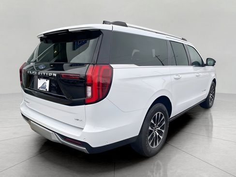 Certified 2025 Ford Expedition Max Platinum image 6