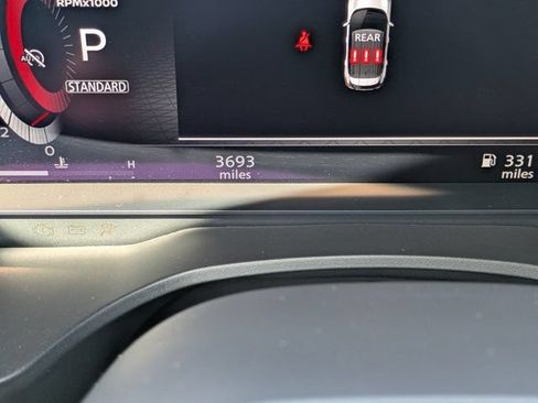 Used 2025 Nissan Rogue SL FWD image 26