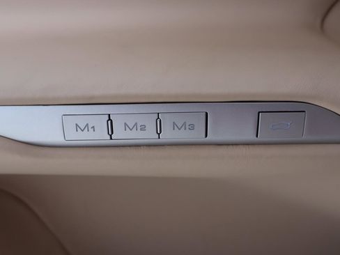 Certified 2024 Ferrari Purosangue image 29