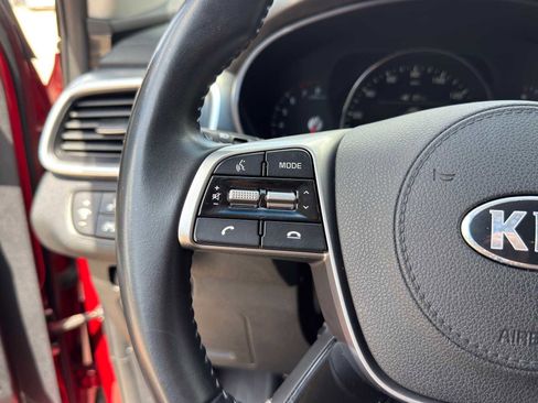 Used 2019 Kia Sorento EX FWD image 18